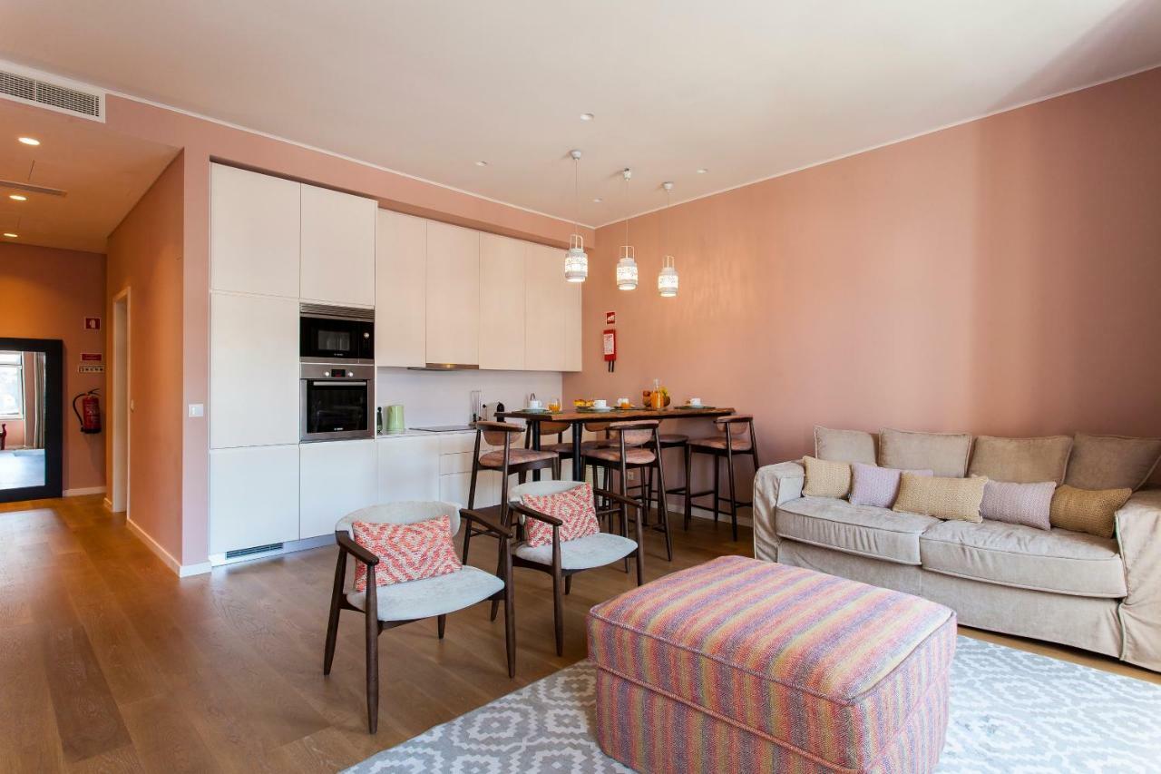 Joivy Sublime 2Br Apt On Restauradores Square Nearby Rossio Station Lisboa Εξωτερικό φωτογραφία